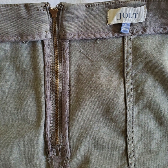 Jolt Skirt - Size 9 - Picture 7 of 10